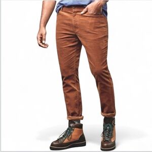 Men's Slim Corduroy Pants in Rust